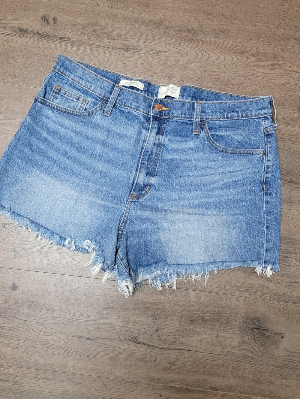 NWOT Universal Threads - High Rise Denim Shorts
